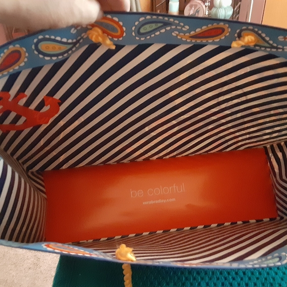 Vera Bradley Gift Bag - Picture 2 of 3